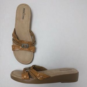 MinneTonka Sandal 11 Tan Leather Sandal Slide